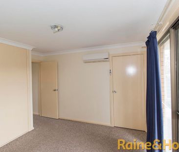 Convenient Central Location - Photo 2