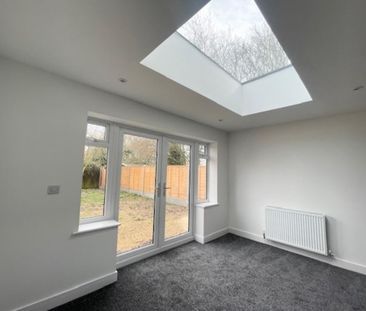 2 bedroom semi-detached house to rent - Photo 2
