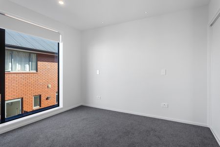 2 Bed As New Townhouse in Merivale/St Albans - Photo 3