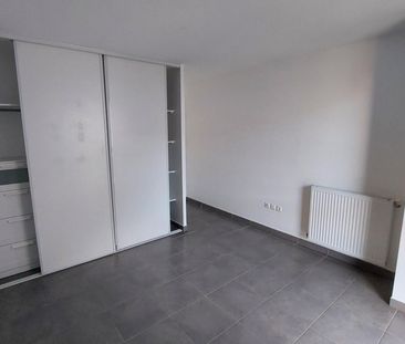 location Appartement T3 DE 62.7m² À DRANCY - Photo 3