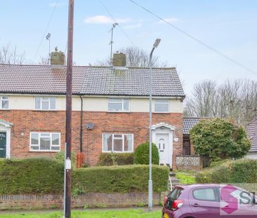 4 bedroom semi-detached house to rent - Photo 4