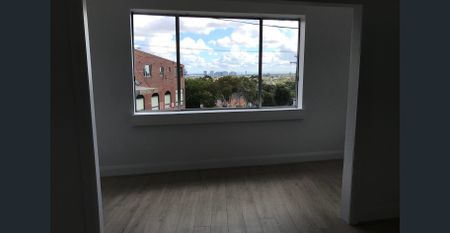 Spacious 2 Bedroom | Heart of Gladesville - Photo 3