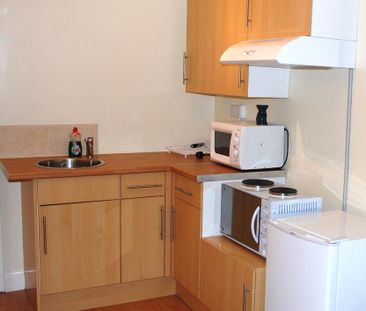 Studio to rent - Photo 5