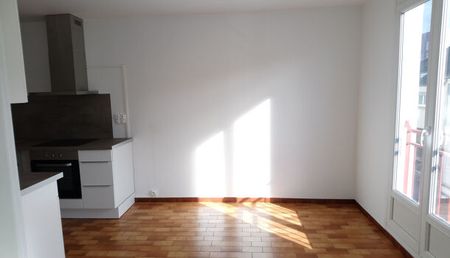 Appartement 4 pièces 75m2 REIMS 780 euros - Photo 3