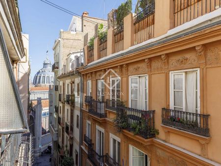 Valencia, Valencian Community 46002 - Photo 5