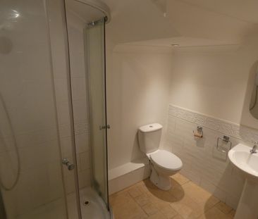 1 bed Apartment - To Let - Photo 6