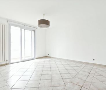 Location Appartement 4 pièces 75m² VALENCE 26000 - Photo 5