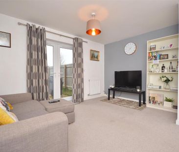 2 bedroom terraced house to rent - Photo 4