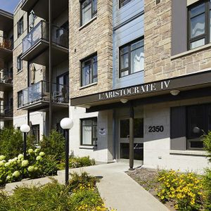 Condo à louer GRAND ET ABORDABLE Lebourgneuf Quebec - appartement / logement - Photo 2