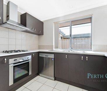 Stylish, Low-Maintenance 3-Bedroom, 2-Bathroom Home in Prime Locati... - Photo 3