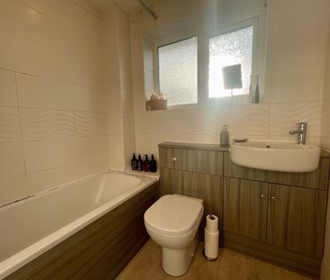 Daisy Hill Avenue, Leeds, Morley - Photo 6