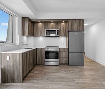For Lease - 60 Central Park Roadway N/A Unit# 2112, Toronto, Ontario - Photo 3