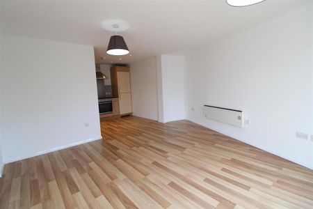3 bedroom house to rent - Photo 2