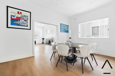 Charming Three-Bedroom Home in a Prime Earlwood Location - Photo 4