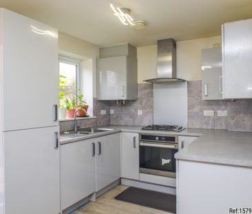 3 bed Semi-detached in Over court Gardens , Patchway, Bristol, BS34... - Photo 4