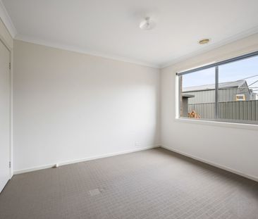 12 Klim Street, Killara VIC 3691 - House For Rent | Domain - Photo 3