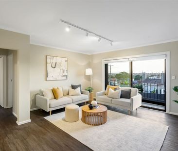 2 Bedroom, 2 Bathroom with Private Courtyard - 650 Per Week - Photo 1