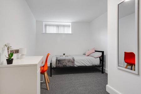 5 bedroom flat share to rent - Photo 5