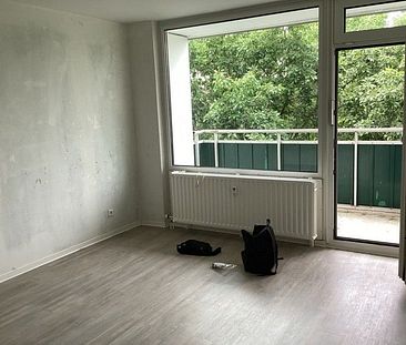 Ab sofort: Schöne 2-Zimmer-Wohnung mit tollem Ausblick - Photo 1