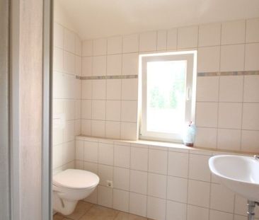 Traumhafte 3,5-Raum-Maisonette-Wohnung mit Blick aufs Schloss - Photo 5