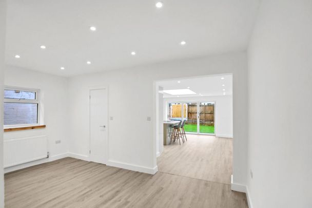 2 bedroom semi-detached house to rent - Photo 1