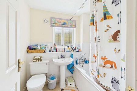 Arlington Way, Thetford, IP24 - Photo 3