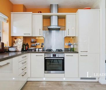 2 bedroom house to rent Ashley Road, Walton-on-Thames, KT12 - Photo 6