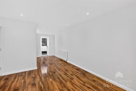 2 bedroom semi-detached house to rent - Photo 2