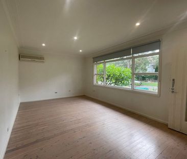 Charming family home in Penrith - Photo 1