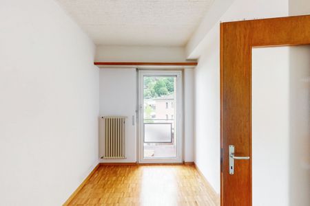 Luminoso 4.5 locali di 85 mq al 4° piano - Foto 5