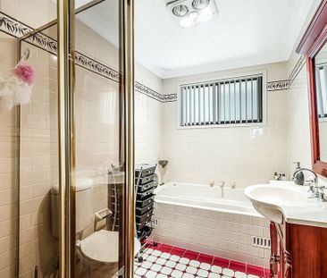 BRAND NEW HYBRID FLOORING UPSTAIRS - Photo 5