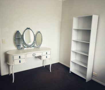 Bentleigh East - Photo 3