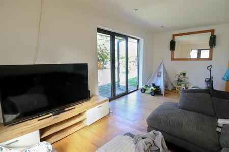 Morgay Wood Lane Three Oaks Hastings TN35 4NF - Photo 3