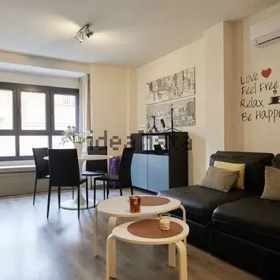 Alquiler de dúplex en Calle Tampa - Photo 1