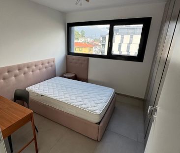 Moderno 2,5 con terrazza subito disponibile anche arredato - Photo 6