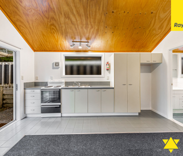 154a Piha Road, Piha - Photo 3
