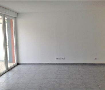 Location Appartement 2 pièces 40m² SATHONAY CAMP 69580 - Photo 4