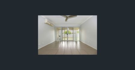 Convenient & Contemporary: Fantastic 3-Bedroom Home Ready in Sought-After Glenvale! - Photo 2