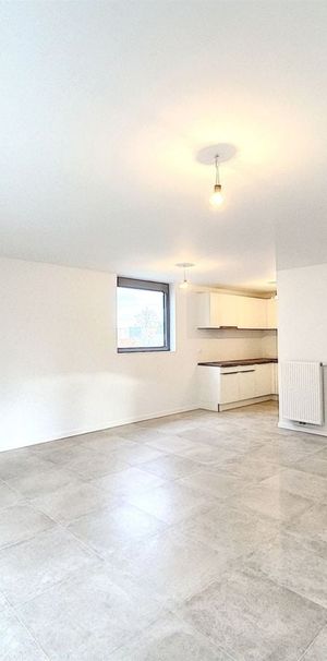 Appartement te huur in Sint-Niklaas voor € 925 met 2 slaapkamers - foto 1