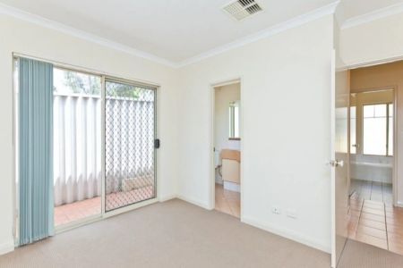 Lovely Family Home! - Photo 5