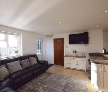 1 bedroom detached bungalow to rent - Photo 3