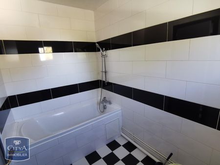 Location Maison 3 pièces 85m² MONT DE MARSAN 40000 - Photo 2