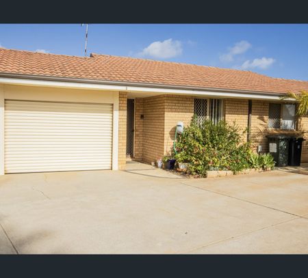 3/228 Willcock Drive, Mahomets Flats, WA 6530 - Photo 4
