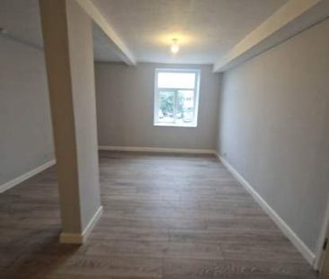 1 bedroom property to rent in Ashton Under Lyne - Photo 1