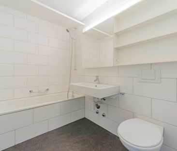5.5 Zimmer, 104 m², 6. Stock - Photo 4