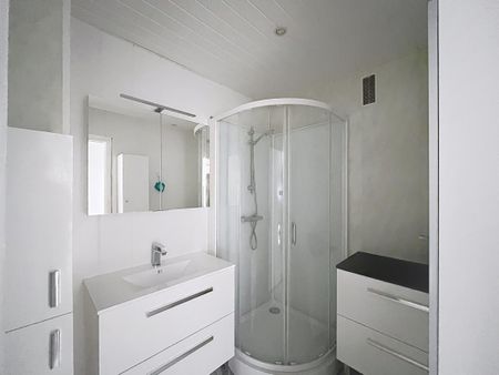 Location Appartement 3 pièces 71m² LE GRAND QUEVILLY 76120 - Photo 4