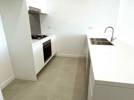 9 GAY STREET, CASTLE HILL - Photo 5
