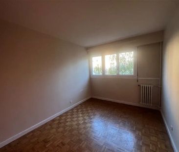 Location appartement 5 pièces - 88m² à Saint-herblain (44800) - Photo 2
