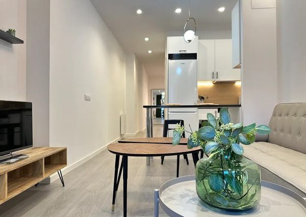 Calle de Cebreros, Madrid, Community of Madrid 28011