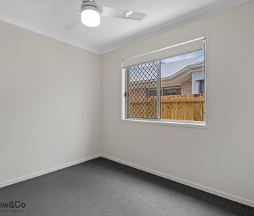 MODERN 3BED HOME WITH FULLY FENCED BACKYARD - Photo 6